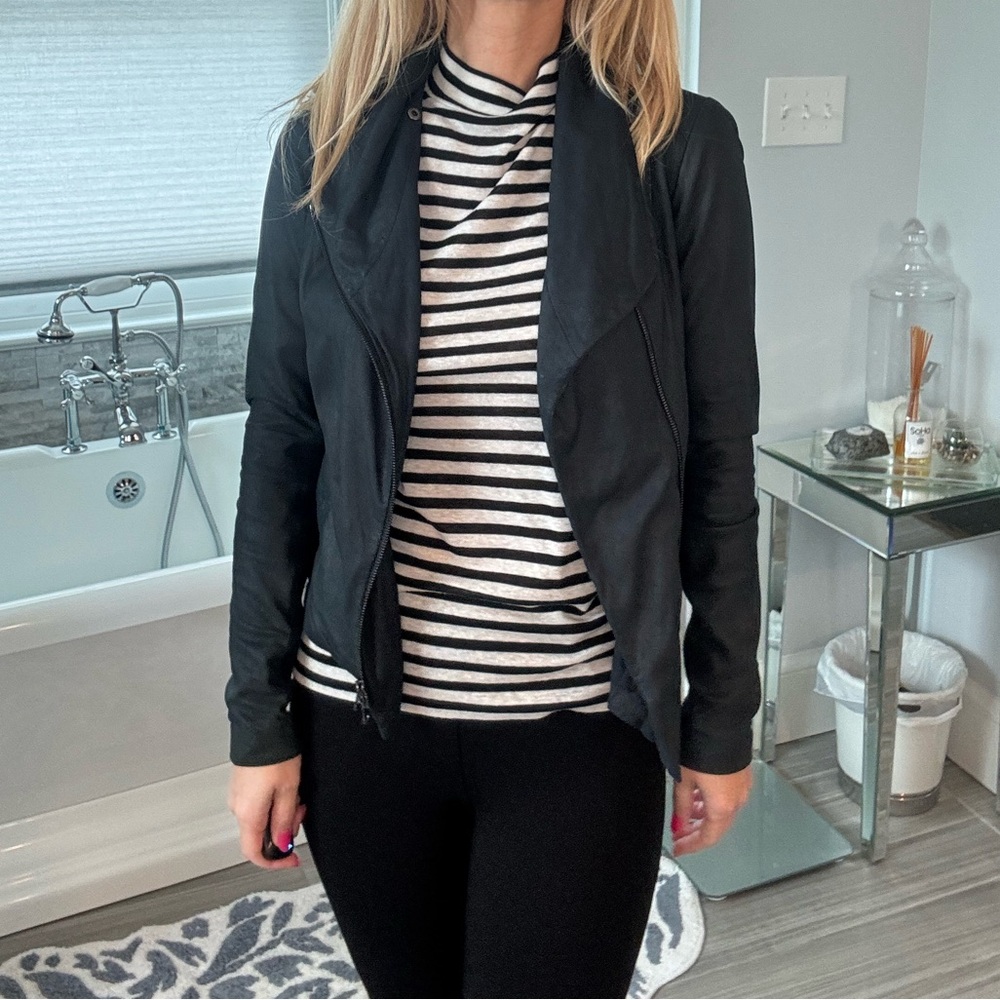 Vince Black Leather Jacket small